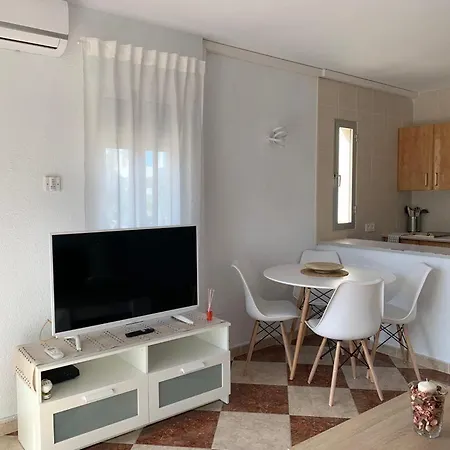 Jupiter 14 Street View Apartment