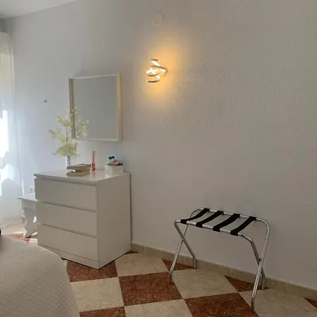 Apartment Jupiter 14 Street View *